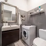 شقة Residential In Near Agenskalna Quarter *