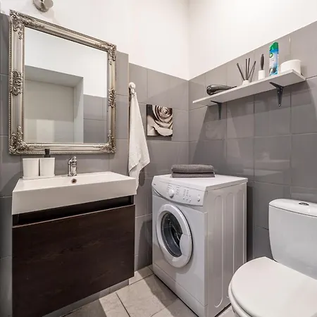 Apartamento Residential In Near Agenskalna Quarter *