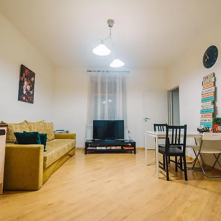 Residential In Near Agenskalna Quarter Daire *